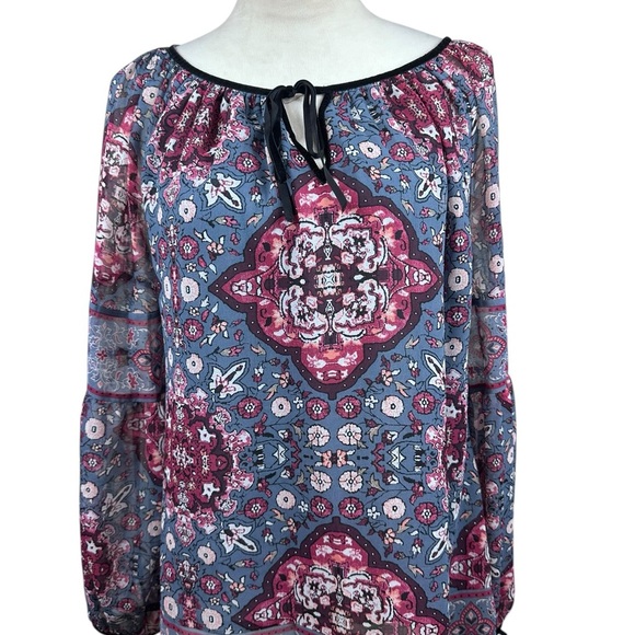 White House Black Market boho mosaic print long sleeve chiffon top size 10 - Picture 2 of 11